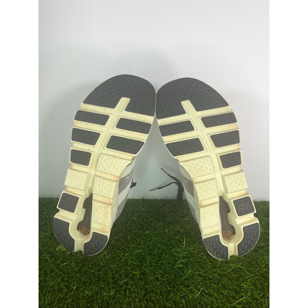 On Cloudrunner Frost Aloe Shoes Women’s US Size 9 - Picture 10 of 12